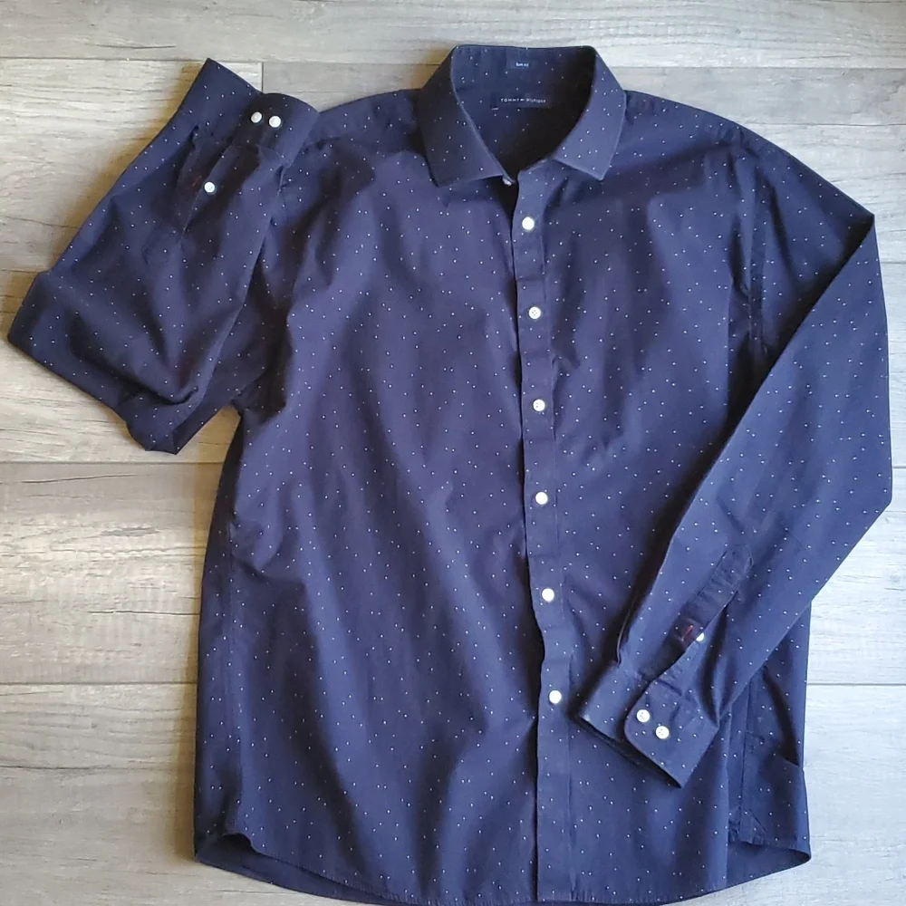 Tommy Hilfiger Dress Shirt - Picture 1 of 5